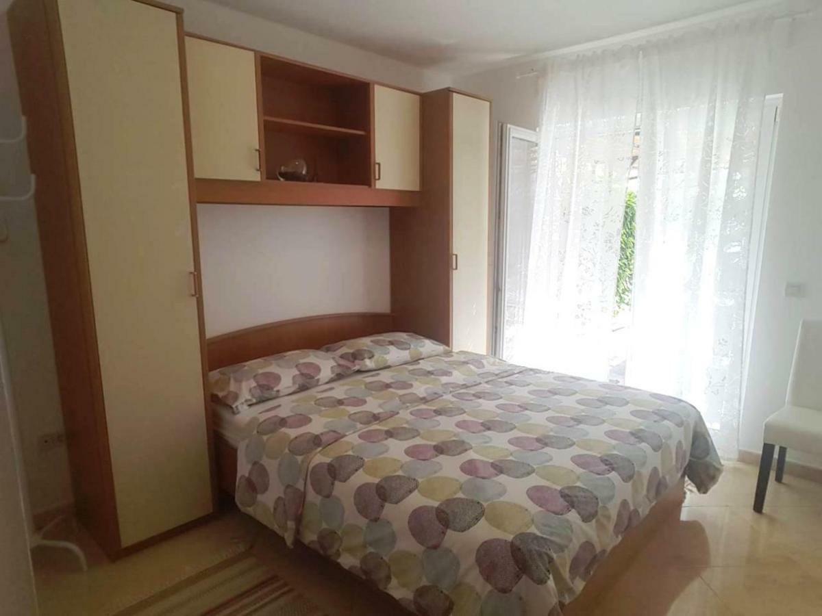 Melody Apartment Πόρετς Εξωτερικό φωτογραφία