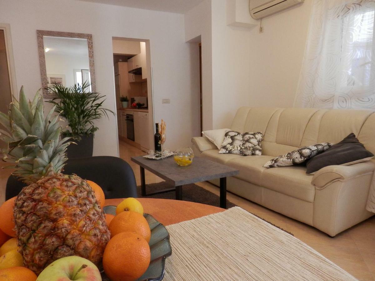 Melody Apartment Πόρετς Εξωτερικό φωτογραφία
